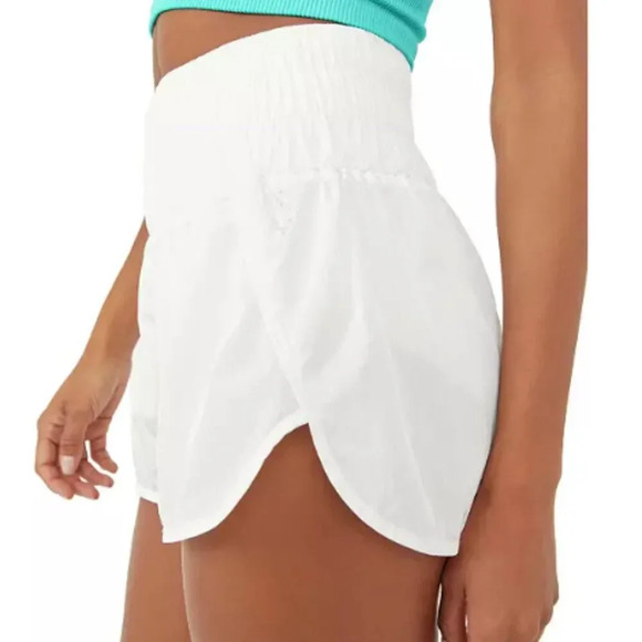 FP Movement Women's The Way Home Shorts White EUC Size Large L Free People Lined - Picture 4 of 17